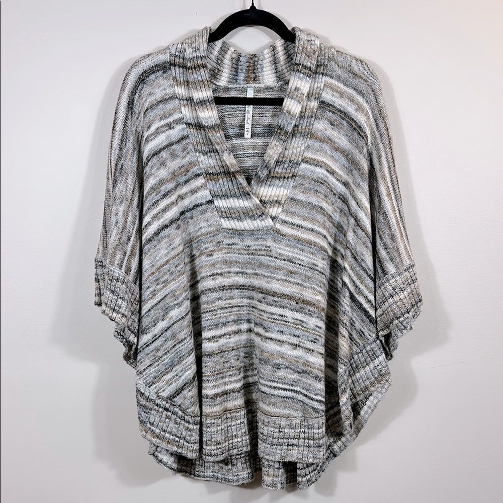 Leo & Nicole Multicolor Stripe Poncho V-Neck Cotton Wool Blend Women Size Large